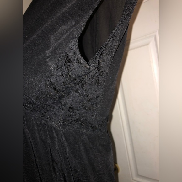 🫶🏻-Black Lace Dress- - Picture 11 of 12